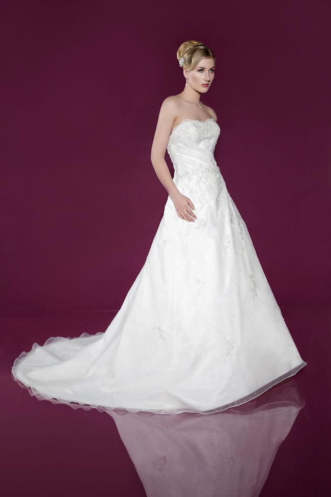 Benjamin Roberts Brudekjole 2407